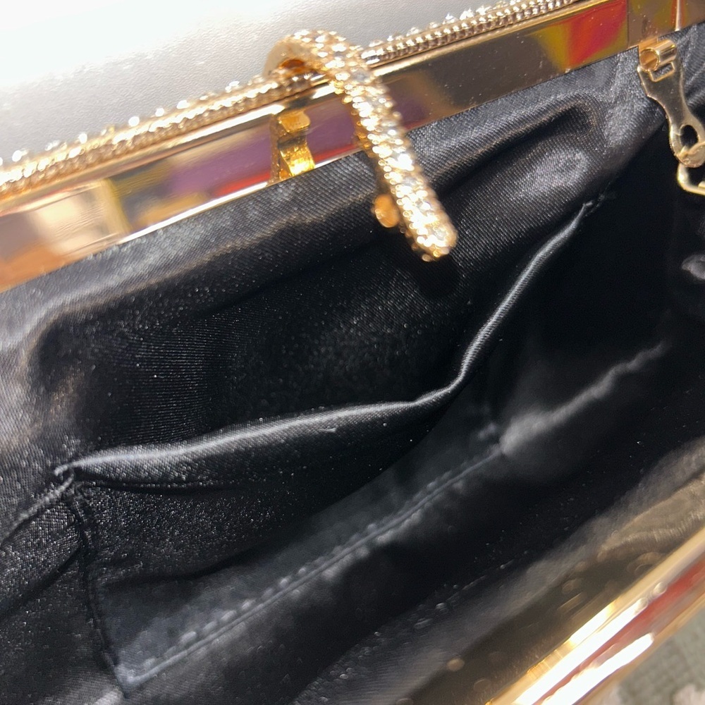 New black velvet evening clutch with rhinestones - Picture 8 of 8